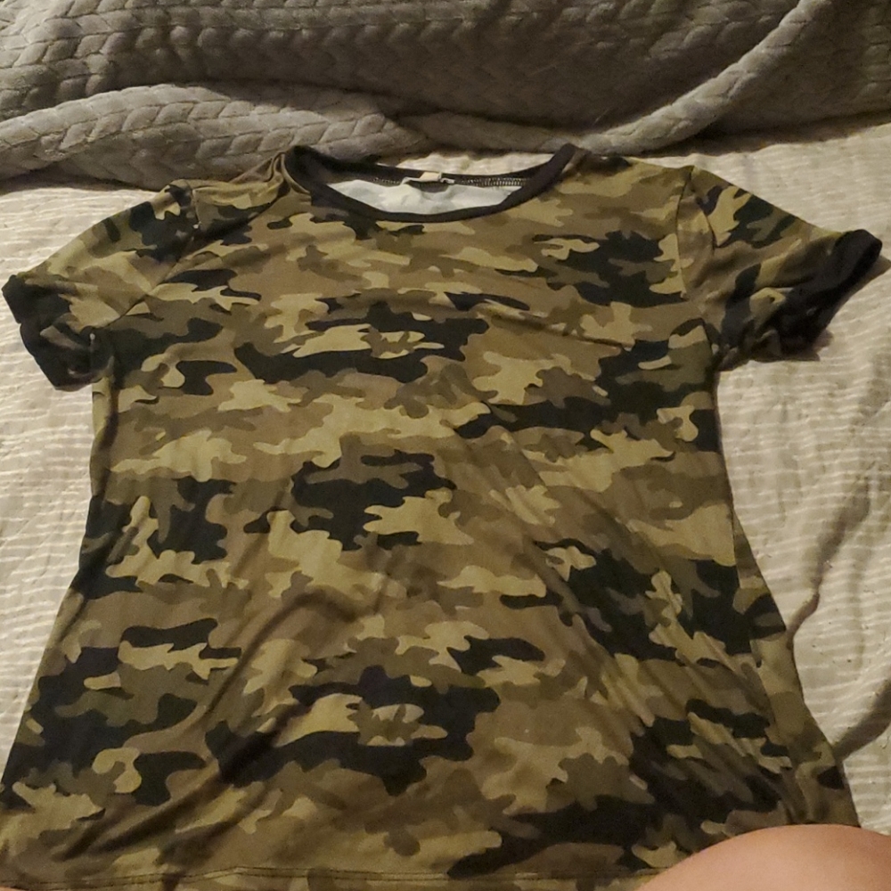 A shrit